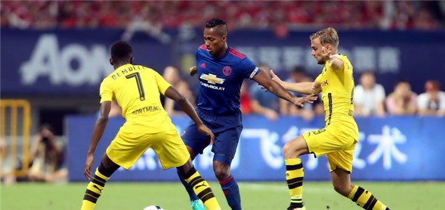 当哨声落下 当哨声落下