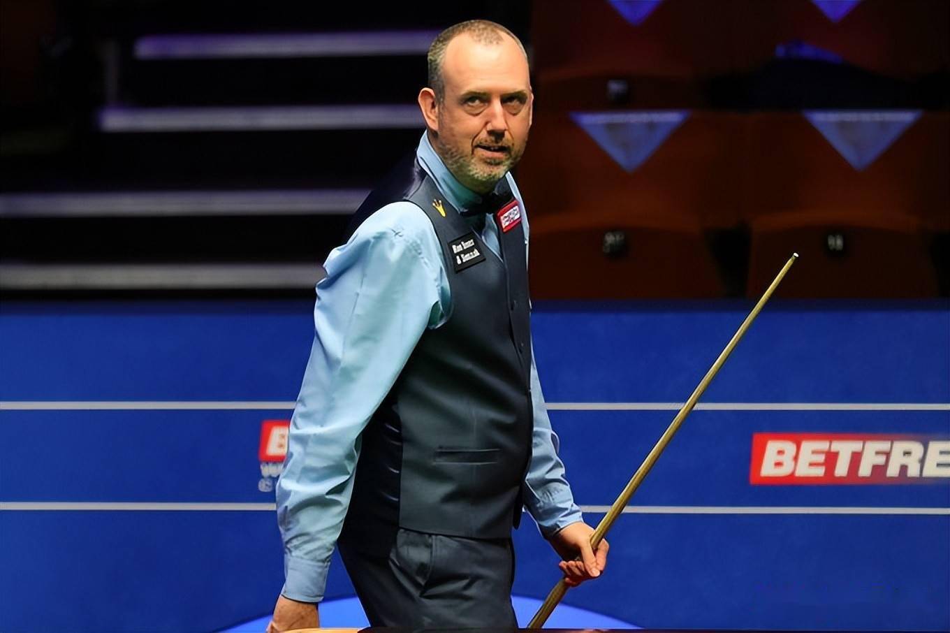 em